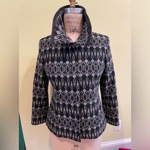 Pendleton zip front lined wool jacket. EUC.